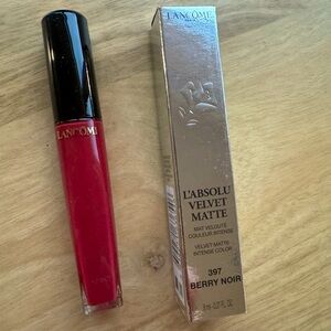 NIB 👄 LANCOME L’ABSOLU SATIN SHEEN LIP GLOSS CREAM - 397 BERRY NOIR